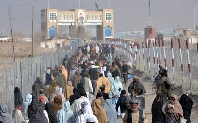 پاکستان سے انخلاء، غیر قانونی افغانیوں کی تعداد 9 لاکھ 28 ہزار سے تجاوز کرگئی