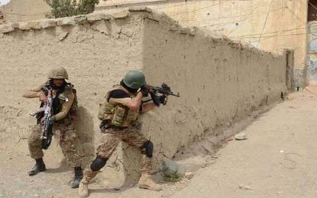 لوئر دیر؛ سکیورٹی فورسز کے خفیہ آپریشن میں انتہائی مطلوب خارجی سمیت 2دہشتگرد ہلاک