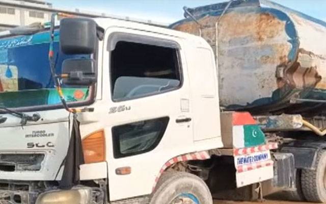 کراچی: واٹر ٹینکر کی ٹکر سے 4 سال کا بچہ جاں بحق    