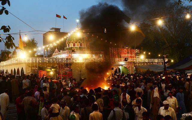 میلہ چراغاں کا پہلا روز ، زائرین کی آمد کا سلسلہ شروع 