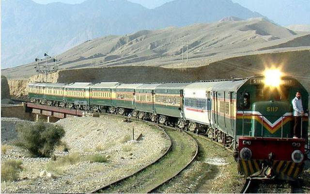جعفر ایکسپریس پر دہشتگرد حملے میں افغانستان کو دیا گیا امریکی اسلحہ استعمال ہوا