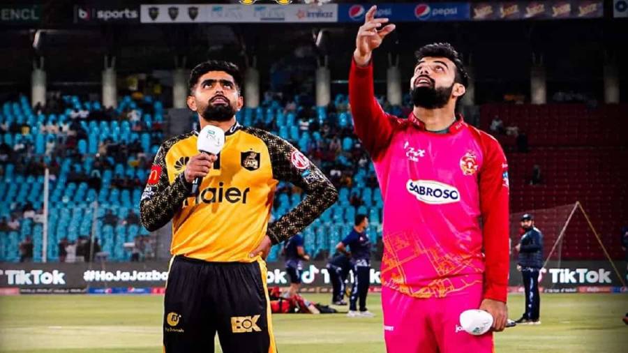 پی ایس ایل کا پانچواں میچ، دوسرے اوور میں اسلام آباد یونائٹڈ کی پہلی وکٹ گر گئی