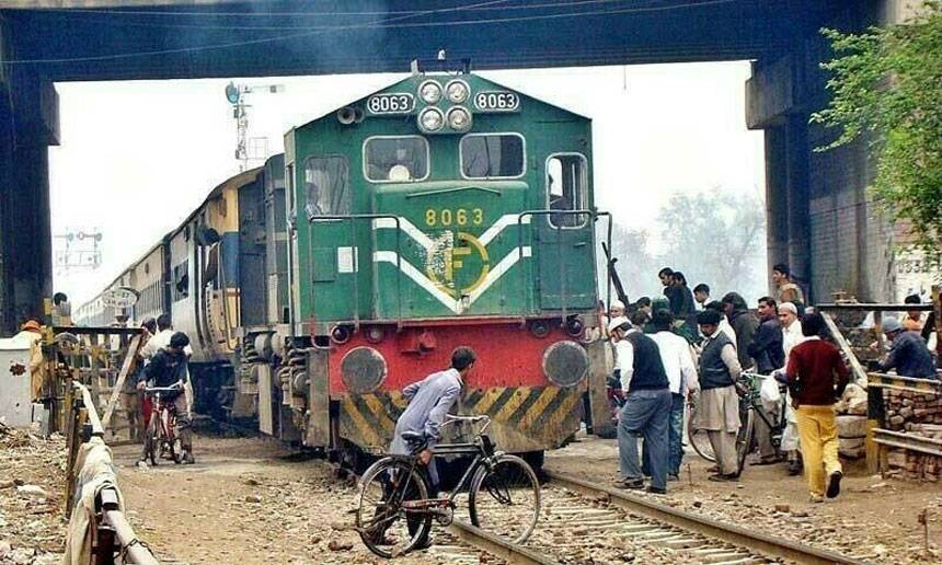 Train accident, two girls died , City42 