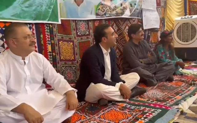 بلاول بھٹو کا گاؤں ہمت آباد میں پانی کی کمی سمیت دیگر مسائل ترجیحی بنیادوں پر حل کرنیکا حکم 