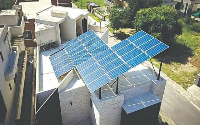 لیسکو کا سولر سسٹم میں استعمال ہونیوالے میٹرز بحران پر قابو پانے کا انوکھا فیصلہ
