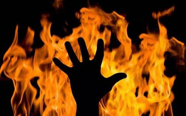 فیصل آباد میں افسوسناک واقعہ: مدرسہ میں آگ لگنے سے طالبعلم جھلس گیا