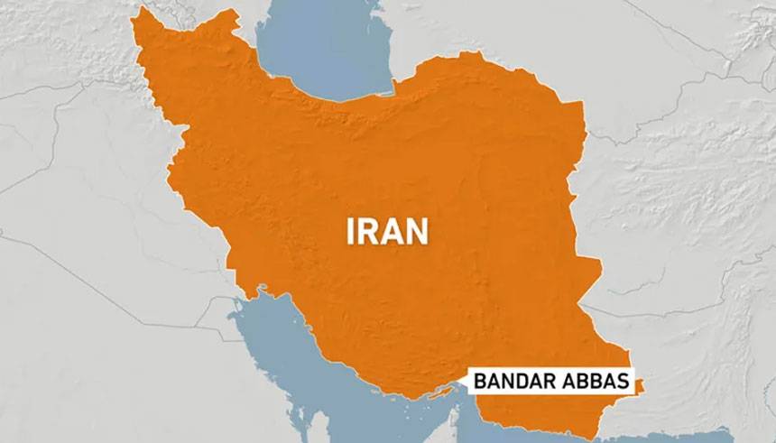  ایران کی بدرگاہ بندرعباس میں دھماکہ، آگ، سینکڑوں زخمی ہو گئے