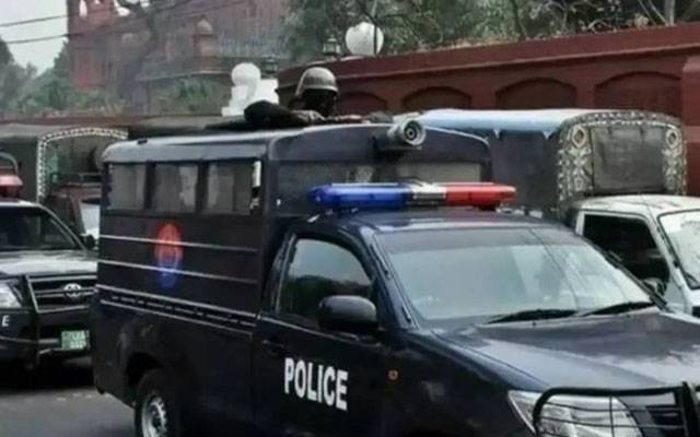 لاہور: مبینہ پولیس مقابلے میں 2 ڈاکو ہلاک    