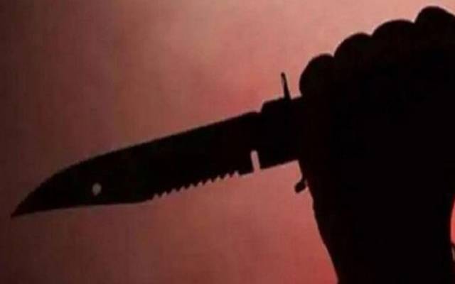 لاہور؛ نشے سے منع کرنے پر ملزم نے بیوی، بیٹی اور بیٹے کو چھریاں مار دیں