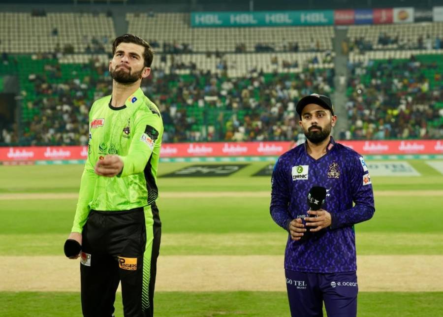 پی ایس ایل 10؛ کوئٹہ گلیڈی ایٹرز کا ٹاس جیت کر فیلڈنگ کا فیصلہ 