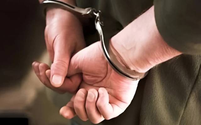 کار پر ریش ڈرائیونگ اور ریسنگ؛4 منچلے گرفتار