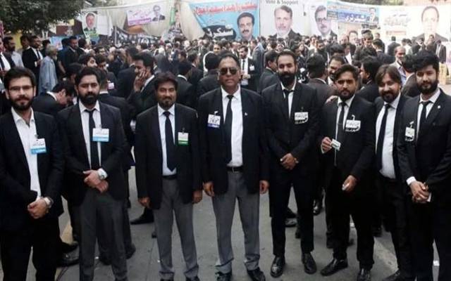 نوجوان وکلاکےلئےجج بننےکا سنہری موقع