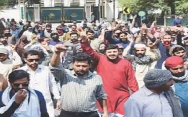 ہڑتال اور مظاہرے ؛ پولیس کوڈاکٹرز کی گرفتاریوں کا ٹاسک 