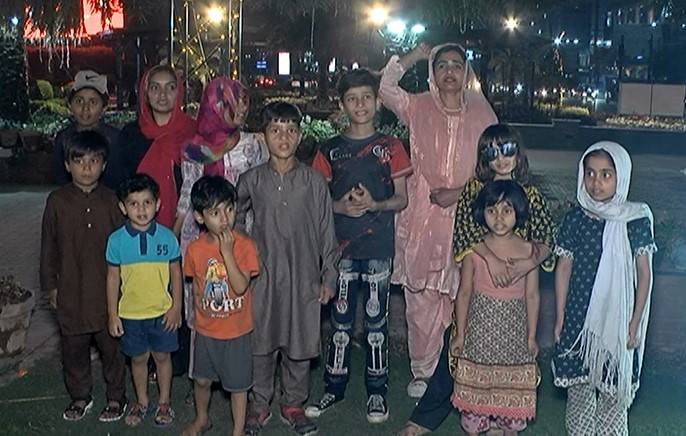 بھارتی جارحیت کے خلاف پاکستانی قوم متحد؛ لبرٹی پر پاک افواج سے اظہار یکجہتی 