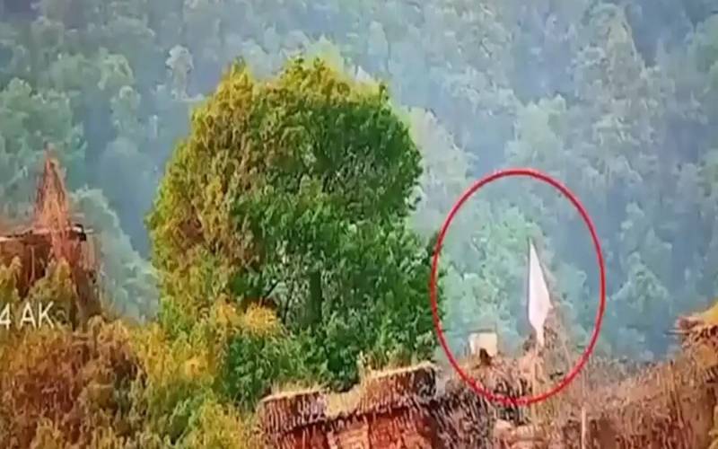 پاک فوج کا منہ توڑ جواب،  دشمن نے پھر سفید جھنڈا لہرا دیا