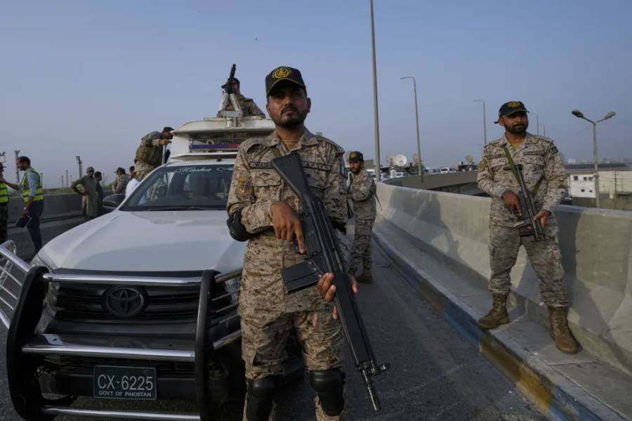  Pakistan Army, Pakistan's counter offensive , India attacked Pakistani air bases 