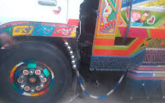 گھر کی شفٹنگ کے دوران گاڑی کا ڈرائیور لاکھوں کا سامان لیکر غائب