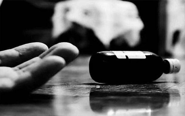 چوہنگ: شوہر سے جھگڑے کے بعد خاتون نے کیمیکل پی لیا