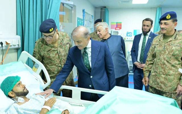 وزیراعظم اور آرمی چیف کی آپریشن بنیان مرصوص میں زخمی جوانوں اور شہریوں کی عیادت