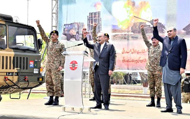 صدرِ مملکت کا گوجرانوالہ چھاؤنی کا دورہ، آپریشن بنیان المرصوص کی کامیاب تکمیل پر افواجِ پاکستان کو مبارکباد