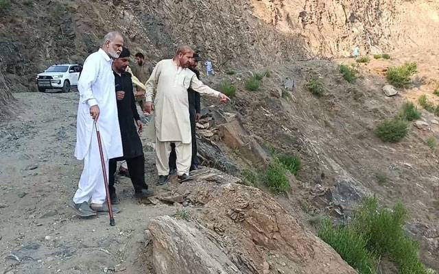 مانسہرہ ؛ ٹریکٹر ٹرالی کھائی میں گرنے سے 4 افراد جاں بحق 