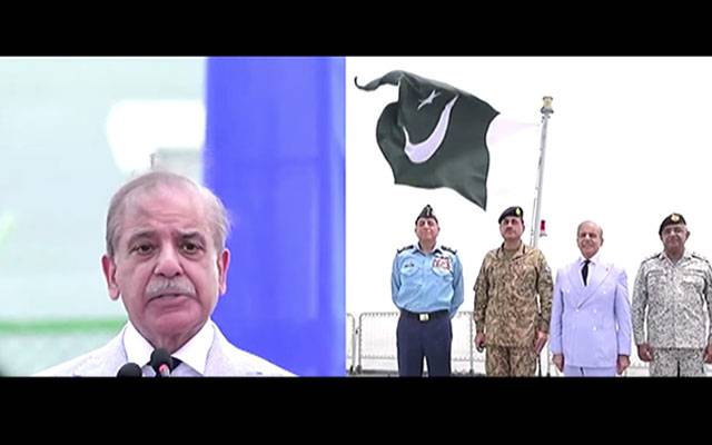 فضائیہ کے شاہینوں نے جدید ٹیکنالوجی سے دشمن کو جو سبق سکھایا وہ قیامت تک یاد رکھے گا؛ وزیراعظم 