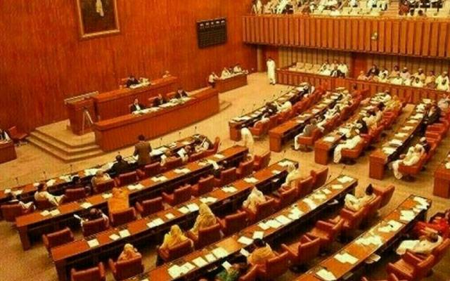  خضدار ؛ سکول بس پر دہشتگردی حملے کیخلاف مذمتی قرارداد سینیٹ میں منظور 