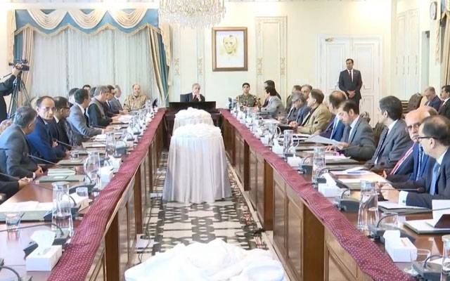 گیس شعبے میں مزید اصلاحات سے گردشی قرضے کے حجم کو ختم کیا جائے؛ وزیراعظم 