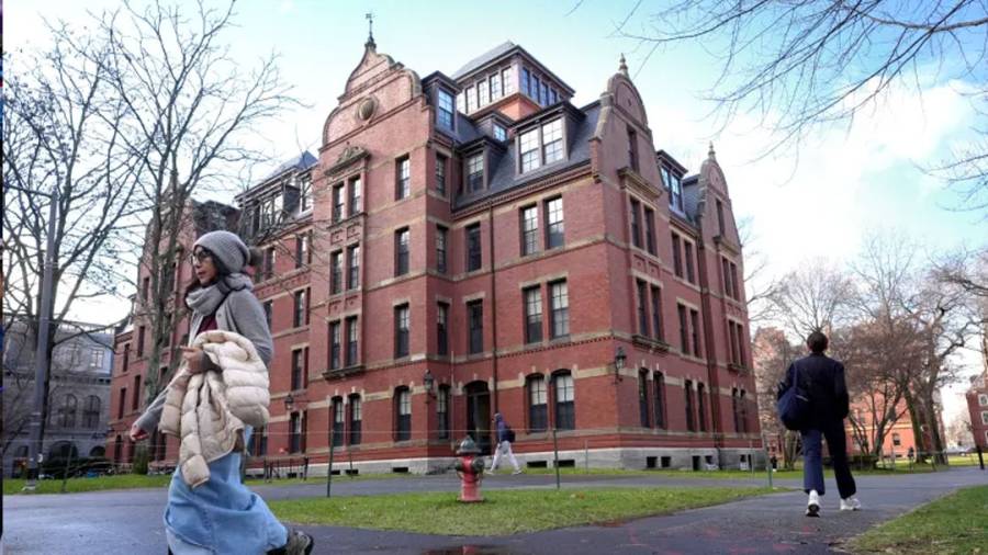 Harvard University, International Students, Donald Trump, 