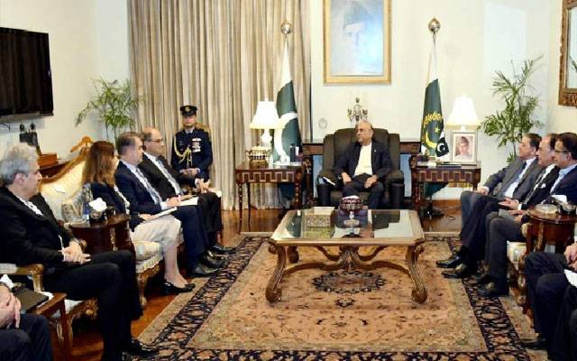 آئی ایم ایف پروگرام پاکستان میں معاشی استحکام لانے میں مددگار ثابت ہوا: صدر مملکت