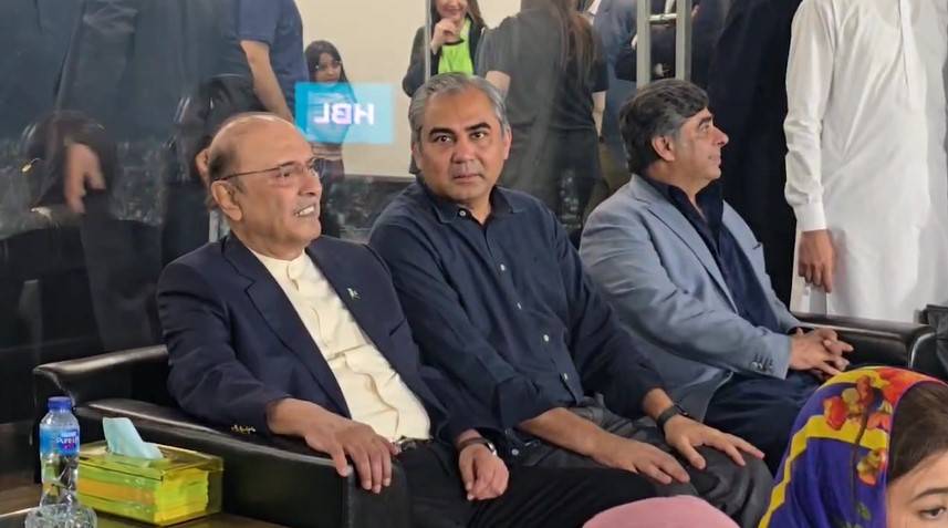  پی ایس ایل فائنل ؛ صدر مملکت قذافی سٹیڈیم پہنچ گئے 