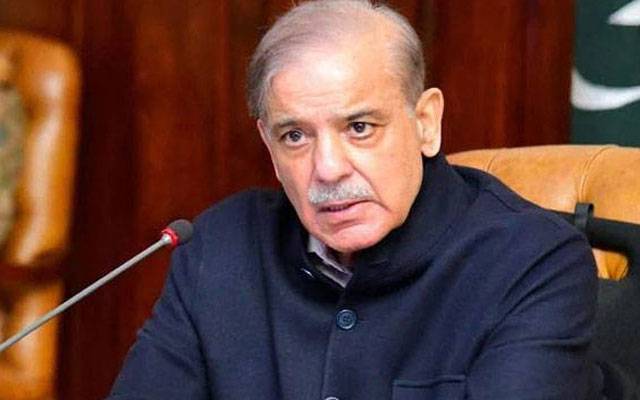 دہشتگردی کیخلاف جنگ میں پوری قوم اپنی افواج پاکستان کے شانہ بشانہ کھڑی ہے؛ وزیراعظم