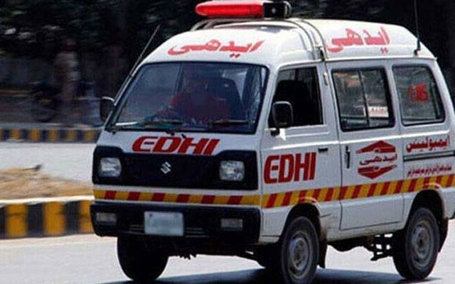  ٹاؤن شپ میں خوفناک حادثہ، مزدا بس سے ٹکرا کر موٹرسائیکل سوار پر اُلٹ گیا