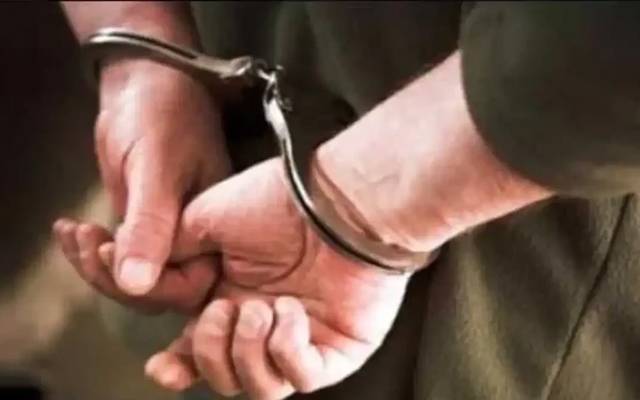لاہور؛ جعلی سب انسپکٹر ساتھی سمیت گرفتار