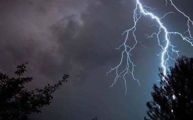  موسلادھار بارش، آندھی اور ژالہ باری کا امکان، محکمہ موسمیات نے  پیشگوئی کر دی