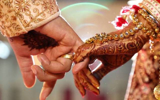 معروف بھارتی اداکارہ نے شادی کر لی،دلہا کون ہے؟