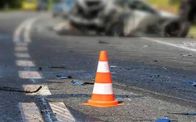بولان کے قریب ٹریفک حادثہ، 10 افراد زخمی