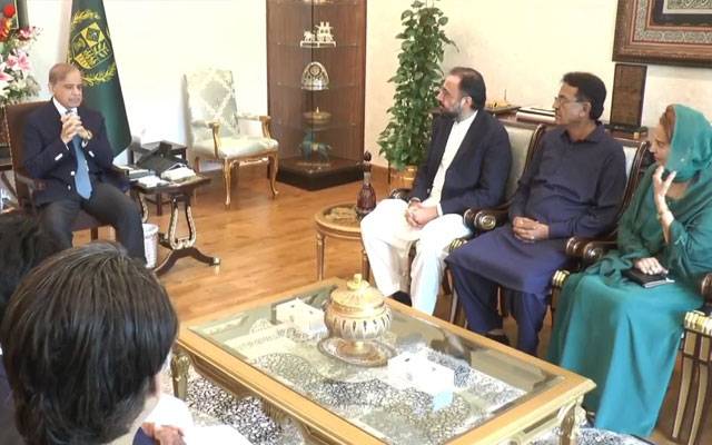 وزیراعظم سے مسلم لیگ ق کے اراکینِ قومی اسمبلی پر مشتمل وفد کی ملاقات 