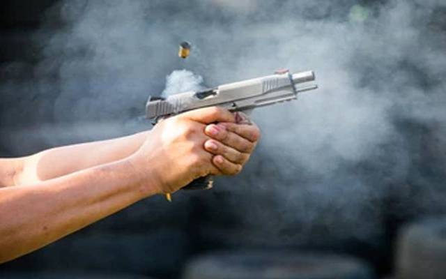 خاتون کو ہراساں کرنے کا معاملہ، 5 افراد پر گولیاں چلانے والے ملزمان گرفتار