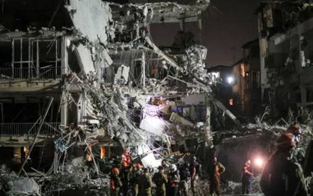 ایران نے اسرائیل پر میزائل حملوں کی بارش کر دی،متعدد عمارتیں تباہ، 4 ہلاک، 60 سے زائدزخمی  