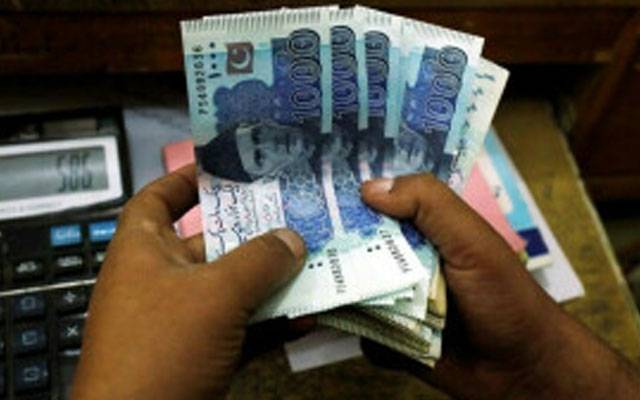 بینک سے کتنی نقد رقم نکلوانے پر کتنا ٹیکس دینا ہوگا؟  