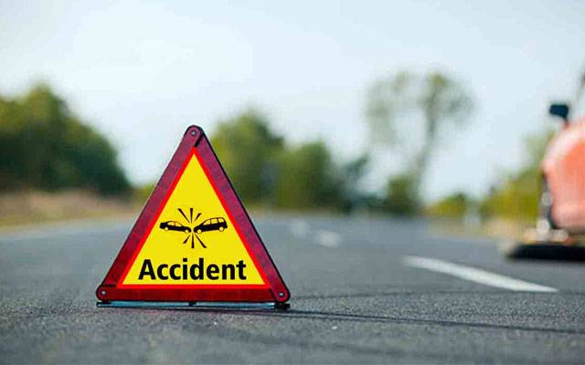 لاہور میں 244 ٹریفک حادثات، 295 افراد زخمی 