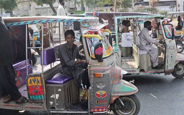  کراچی کے 20روٹس پر موٹر رکشوں پر پابندی 