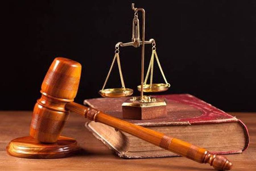  عدالت نے قومی کرکٹ ہیرو کو ملک چھوڑنے سے روک دیا۔