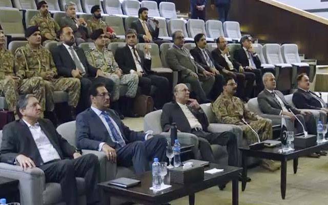 پاکستان کے دفاع کو مضبوط بنانا اولین ترجیح، صدرمملکت کا آرڈیننس فیکٹری واہ کا دورہ 