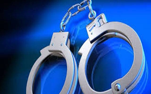  کاہنہ : گھروالوں کونوکری کاجھانسہ دےکرڈکیتیاں کرنےوالاگروپ گرفتار