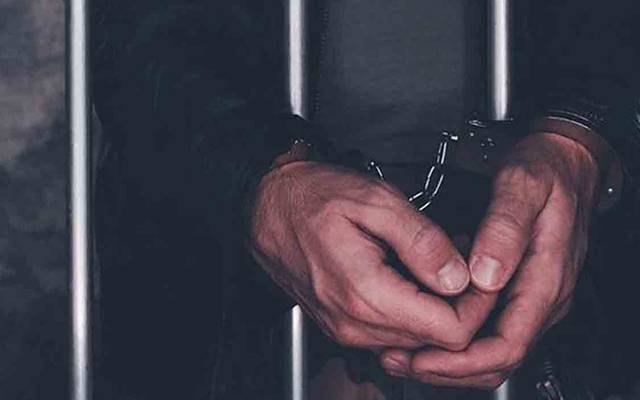 وارڈنز اور موٹر سائیکل سوار کا جھگڑا؛ سی ٹی او کے حکم پر دونوں حوالات بند 