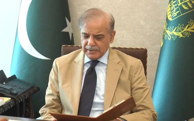 وزیراعظم سے اراکینِ قومی اسمبلی کی ملاقاتیں، سیاسی صورت حال پر تبادلہ خیال