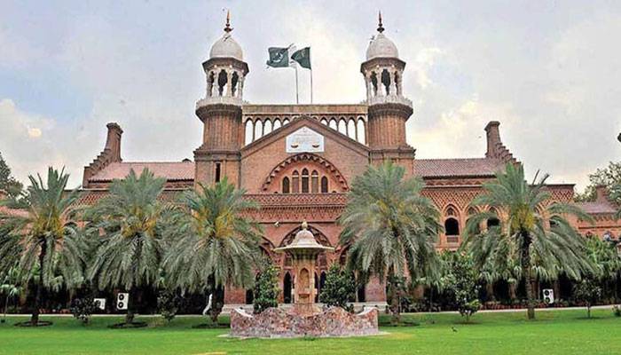 کینال روڈ پر درخت کاٹنے کی اجازت نہیں دی جائے گی، لاہور ہائیکورٹ