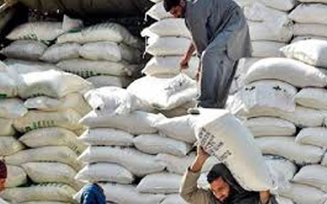 وفاقی حکومت کا 5 لاکھ ٹن چینی درآمد کرنے کا فیصلہ